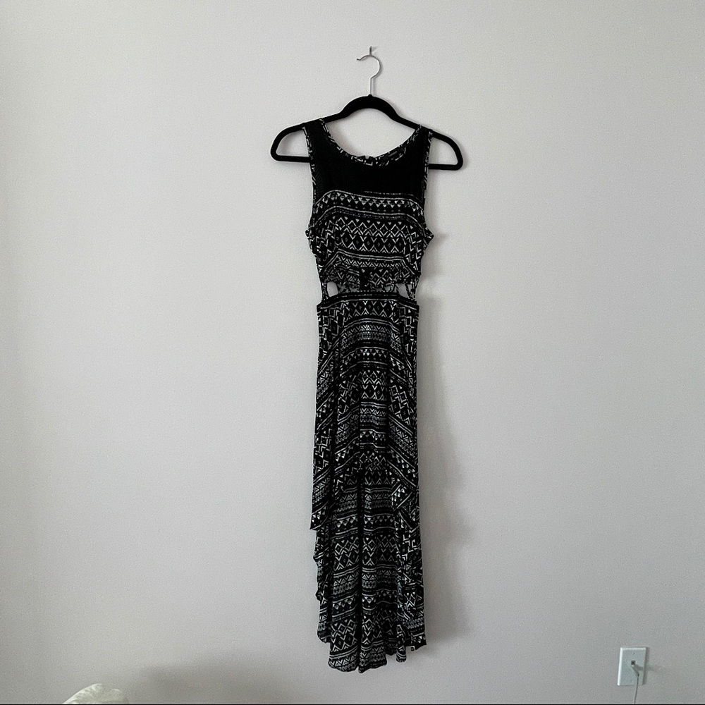 High-low beach dress with tribal print